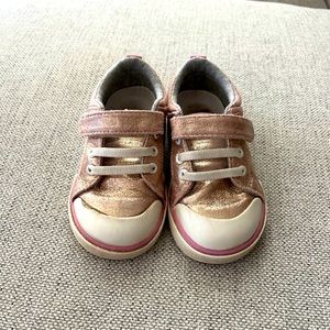 See Kai Run Kristin Sneaker 7T